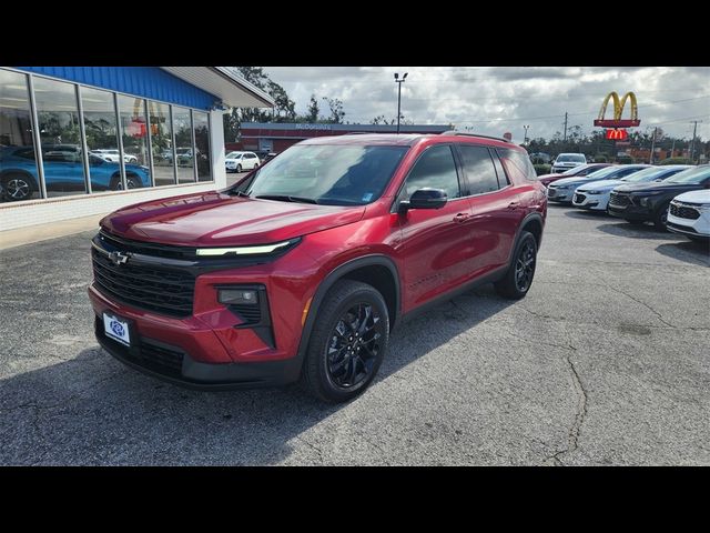 2024 Chevrolet Traverse FWD LT