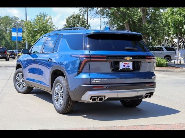 2024 Chevrolet Traverse FWD LT