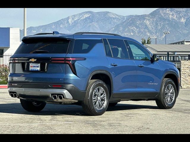 2024 Chevrolet Traverse FWD LT