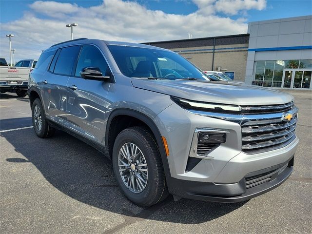 2024 Chevrolet Traverse FWD LT