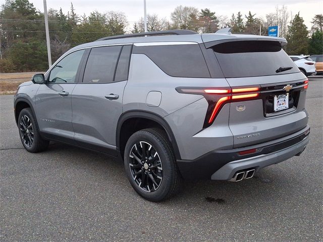 2024 Chevrolet Traverse FWD LT