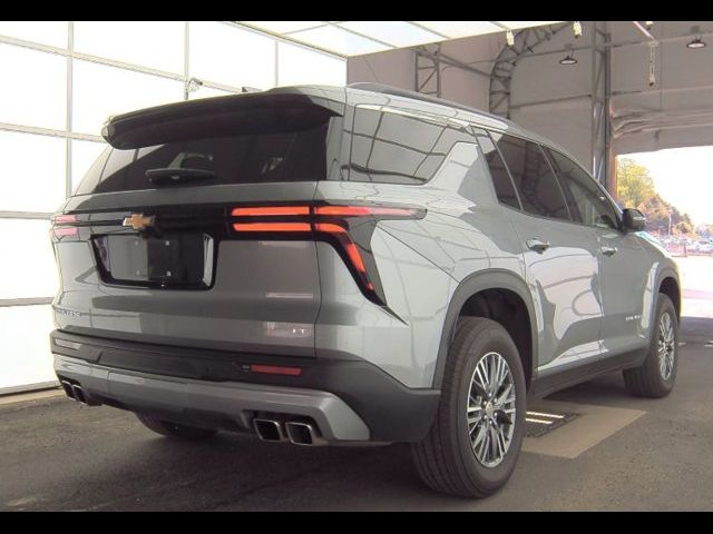 2024 Chevrolet Traverse FWD LT