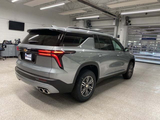 2024 Chevrolet Traverse FWD LT