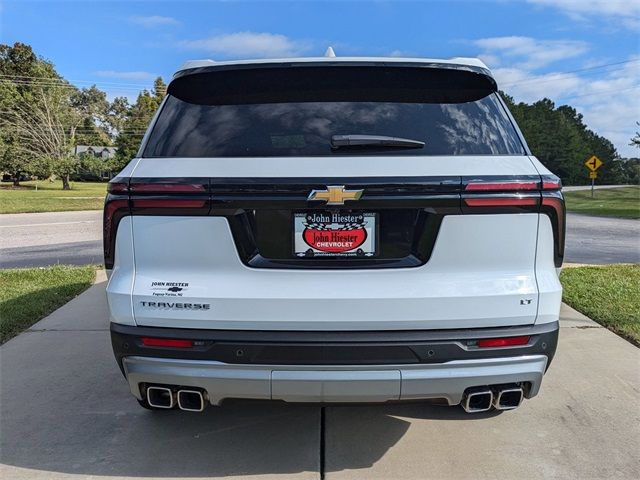 2024 Chevrolet Traverse FWD LT