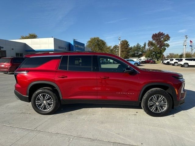 2024 Chevrolet Traverse FWD LT