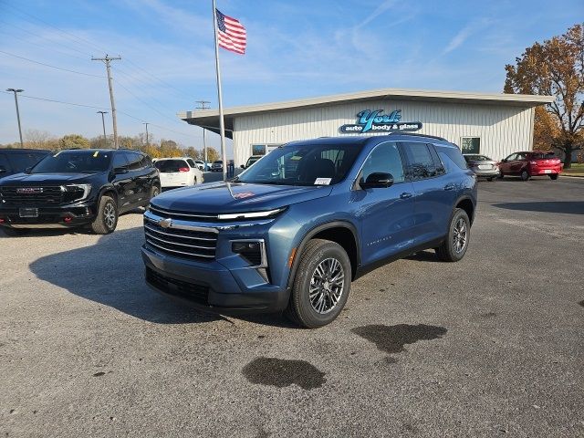 2024 Chevrolet Traverse FWD LT