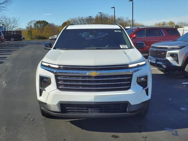 2024 Chevrolet Traverse FWD LT