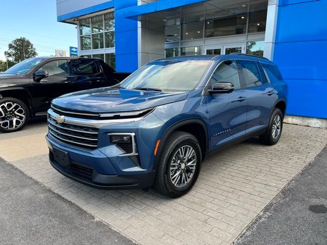 2024 Chevrolet Traverse FWD LT