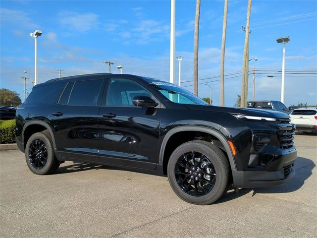 2024 Chevrolet Traverse FWD LT