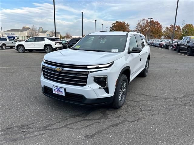 2024 Chevrolet Traverse FWD LT