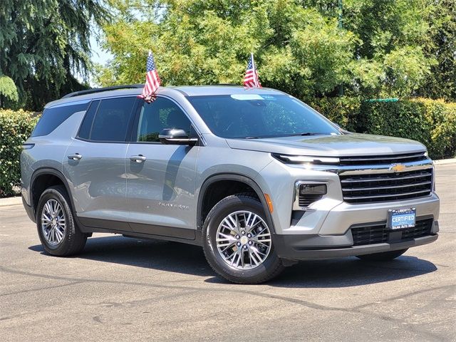 2024 Chevrolet Traverse FWD LT