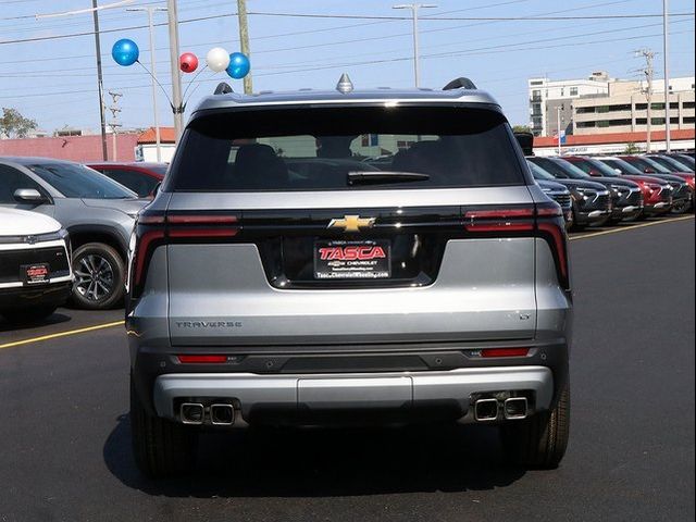 2024 Chevrolet Traverse FWD LT