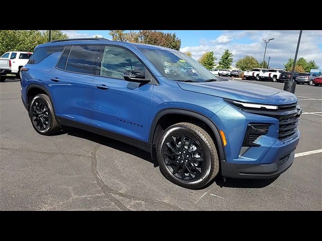 2024 Chevrolet Traverse FWD LT