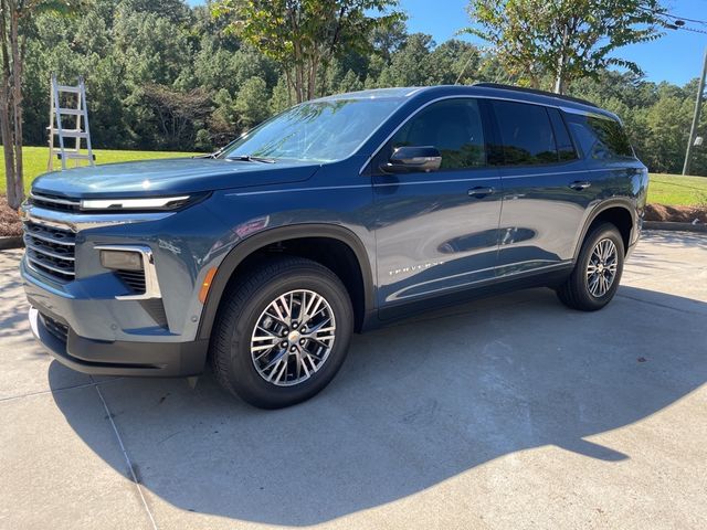 2024 Chevrolet Traverse FWD LT