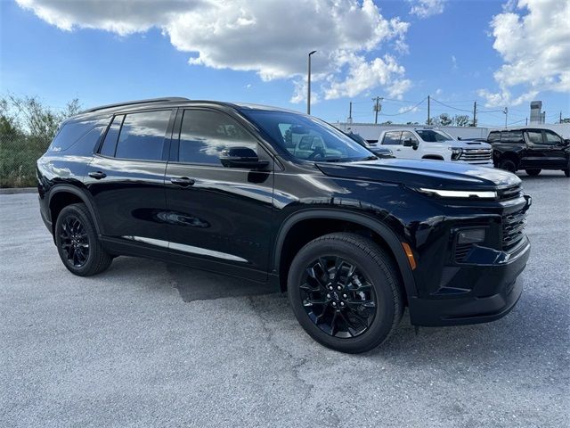 2024 Chevrolet Traverse FWD LT