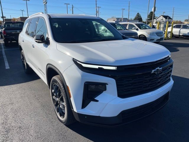 2024 Chevrolet Traverse FWD LT