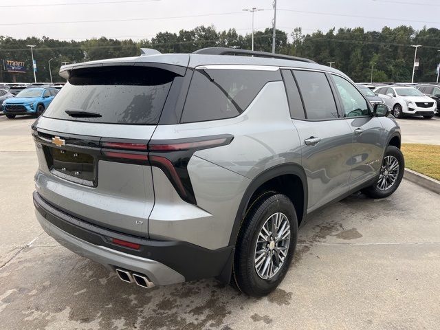 2024 Chevrolet Traverse FWD LT