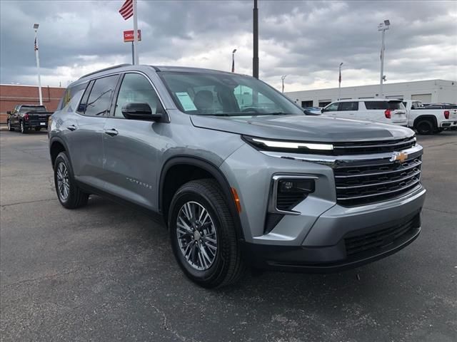 2024 Chevrolet Traverse FWD LT