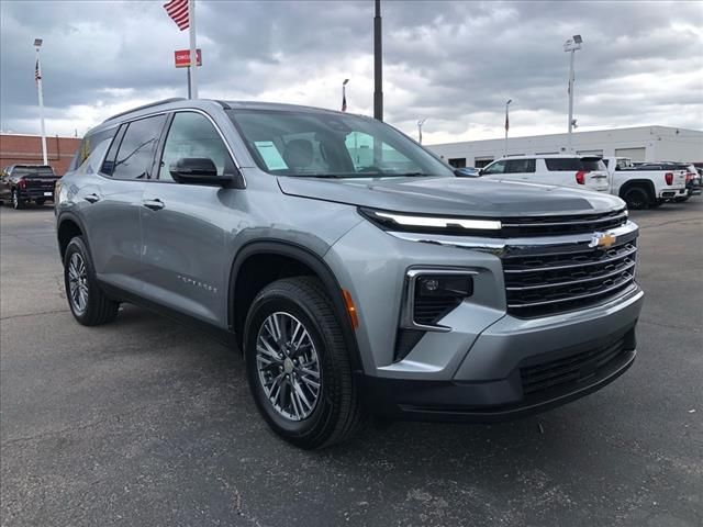 2024 Chevrolet Traverse FWD LT