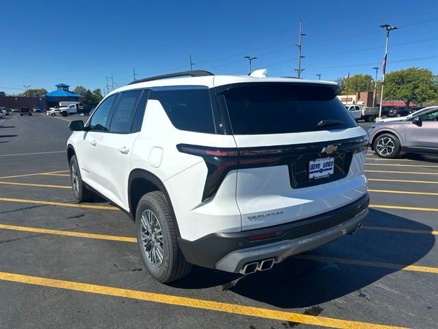 2024 Chevrolet Traverse FWD LT