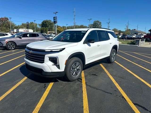 2024 Chevrolet Traverse FWD LT