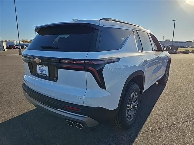 2024 Chevrolet Traverse FWD LT