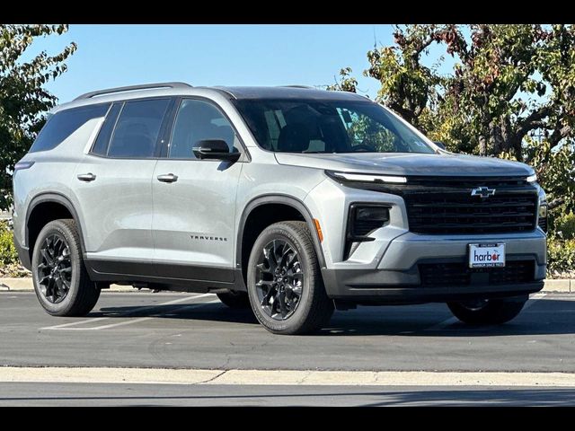 2024 Chevrolet Traverse AWD LT