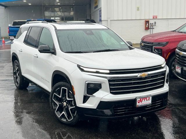 2024 Chevrolet Traverse AWD LT