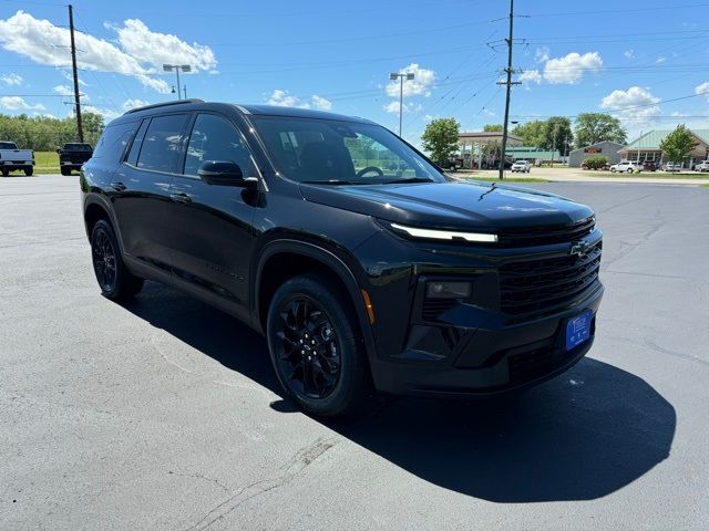 2024 Chevrolet Traverse FWD LT