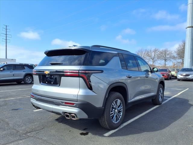 2024 Chevrolet Traverse AWD LT