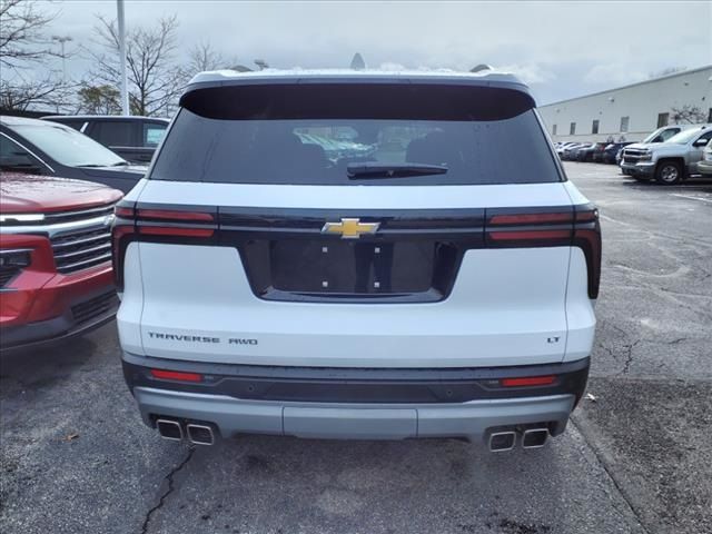 2024 Chevrolet Traverse AWD LT