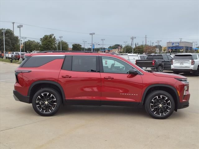 2024 Chevrolet Traverse FWD LT