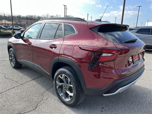 2024 Chevrolet Trax LT