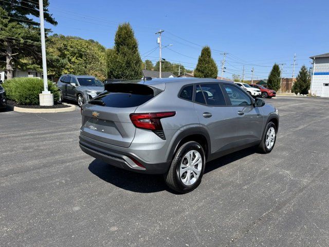 2024 Chevrolet Trax LS