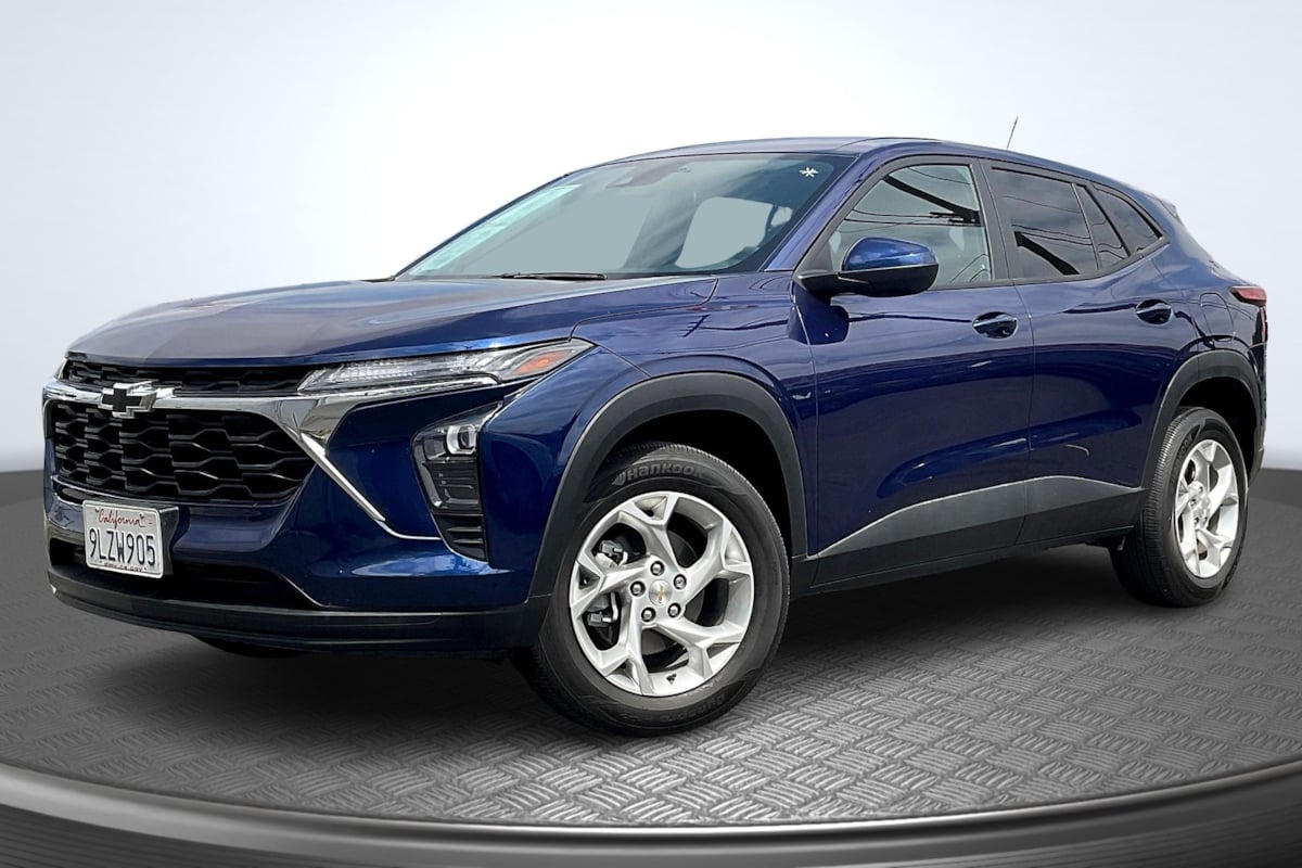 Used 2024 Chevrolet Trax LS For Sale in Hawthorne, CA | Capital