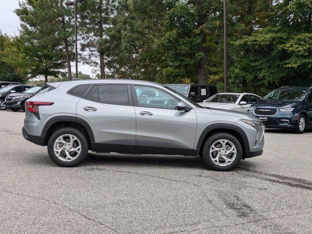 2024 Chevrolet Trax LS