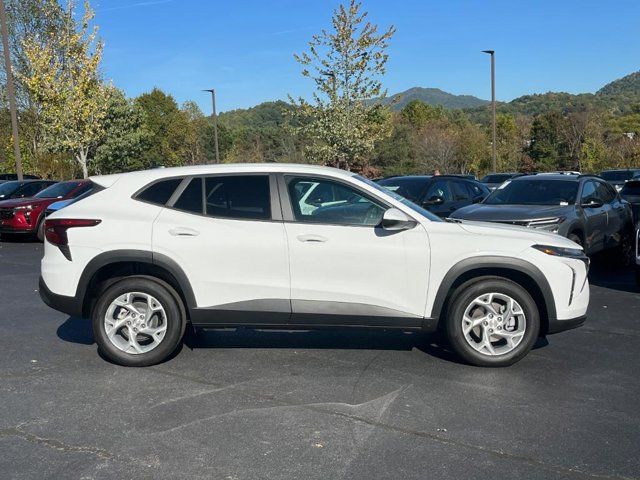 2024 Chevrolet Trax LS