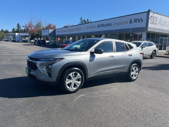 2024 Chevrolet Trax LS