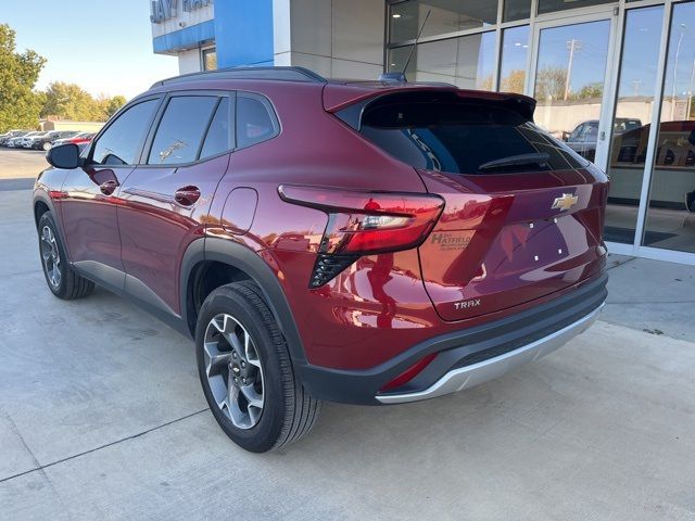 2024 Chevrolet Trax LT