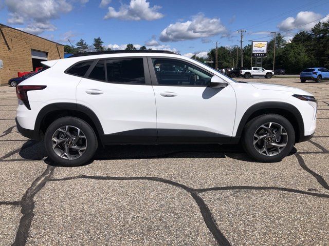 2024 Chevrolet Trax LT