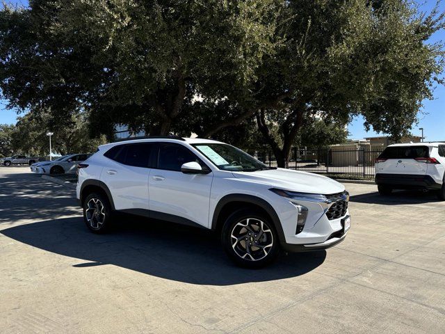 2024 Chevrolet Trax LT