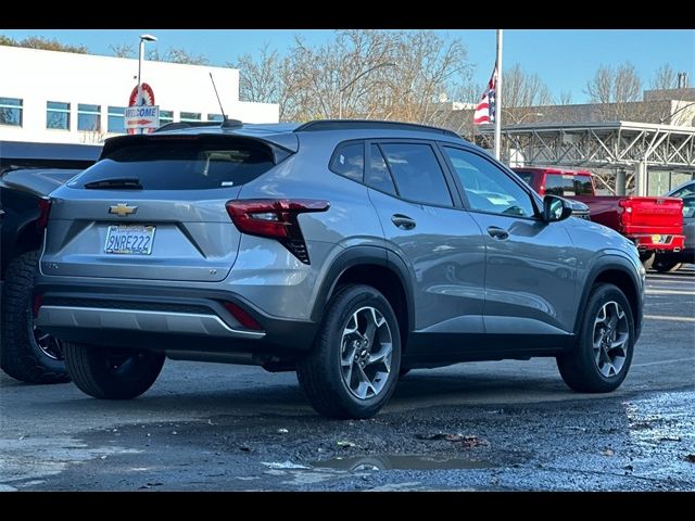 2024 Chevrolet Trax LT