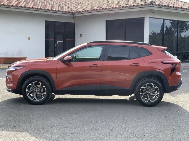 2024 Chevrolet Trax LT