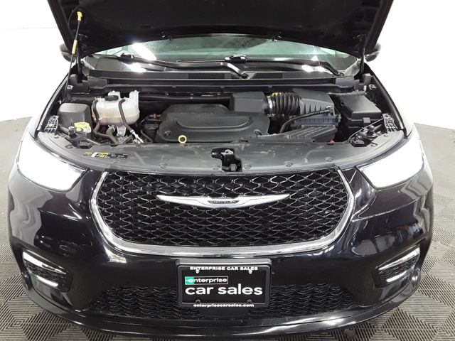 2024 Chrysler Pacifica Touring-L