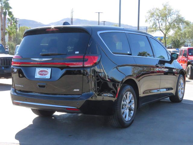 2024 Chrysler Pacifica Touring-L