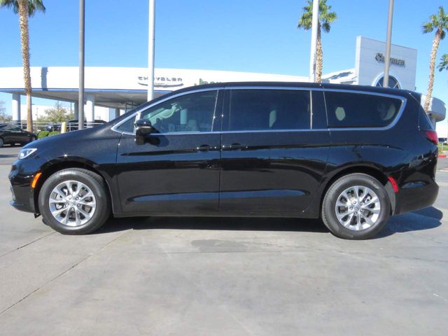 2024 Chrysler Pacifica Touring-L