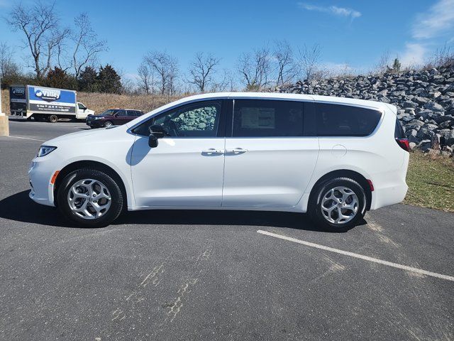 2024 Chrysler Pacifica Limited