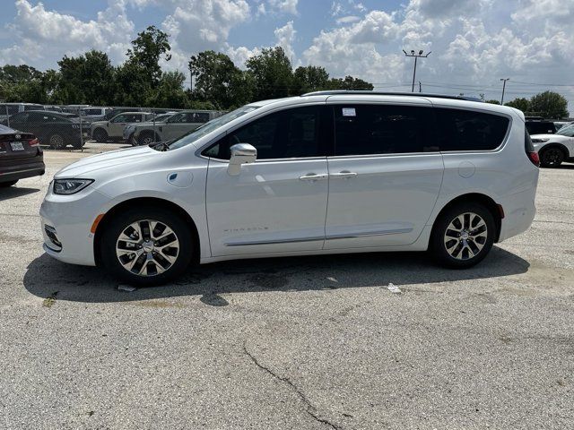 2024 Chrysler Pacifica Hybrid Pinnacle