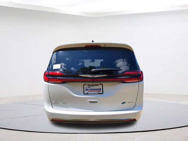 2024 Chrysler Pacifica Hybrid Pinnacle