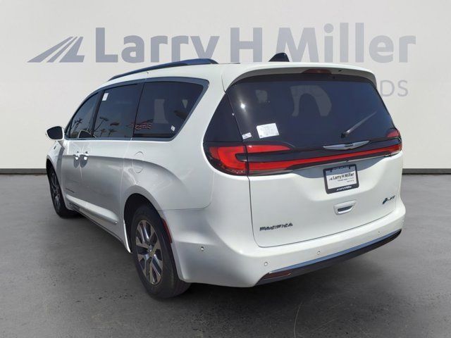 2024 Chrysler Pacifica Hybrid Pinnacle